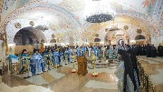 Божественная литургия в нижней церкви Храма Христа Спасителя